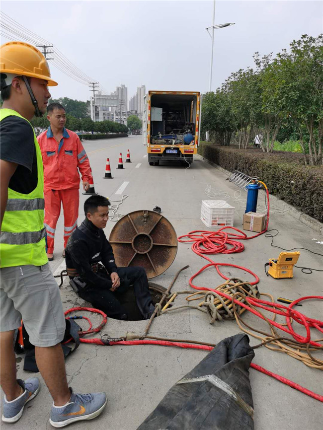 类乌齐翻衬法管道修复技术主要工序