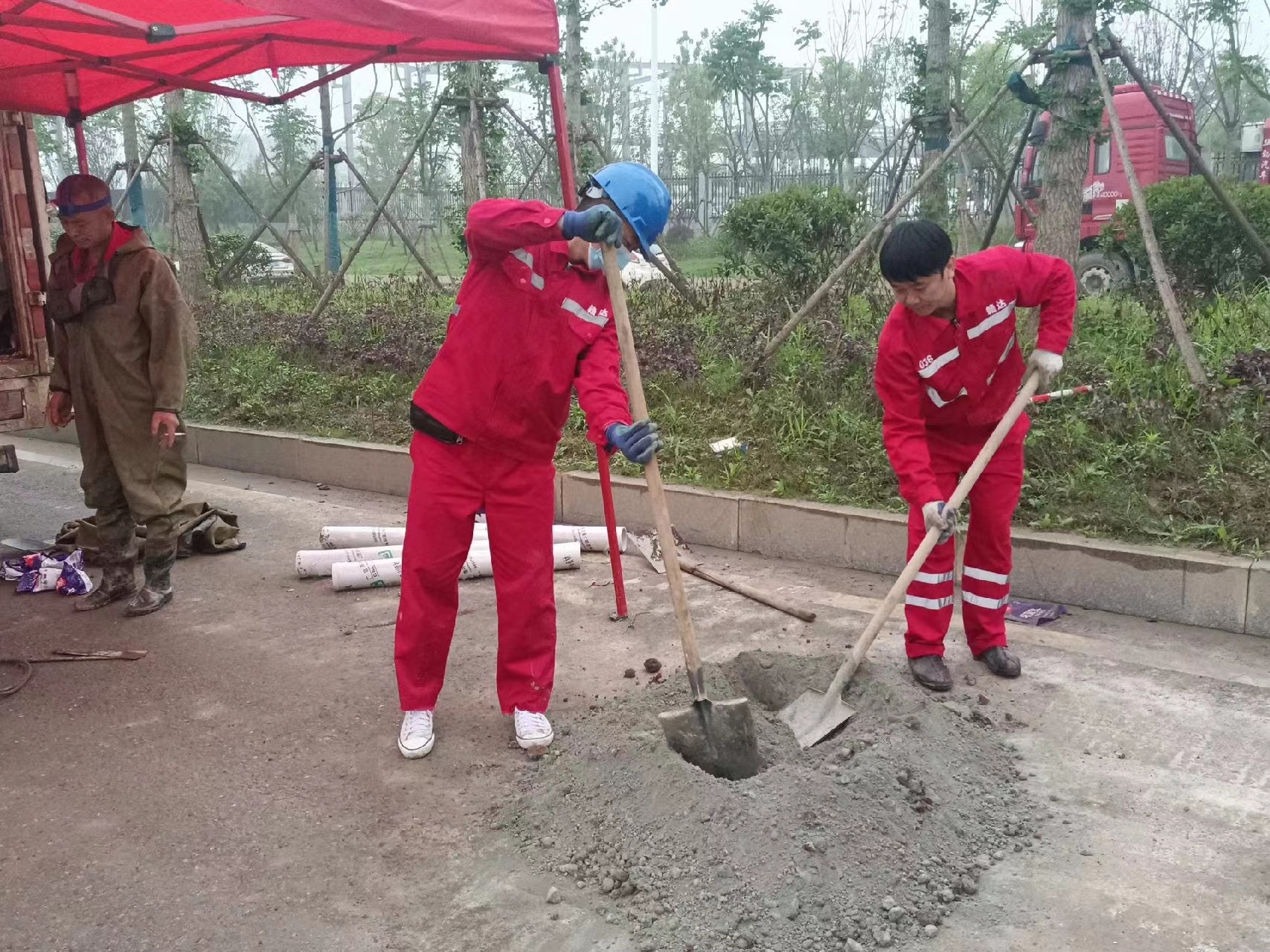 类乌齐管道疏通哪家好】及时进行市政管道清淤